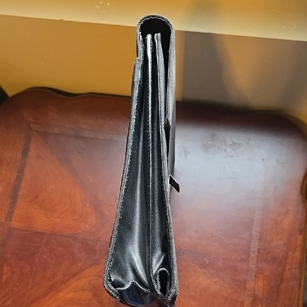 Gucci Black Leather Briefcase with Silver Lock